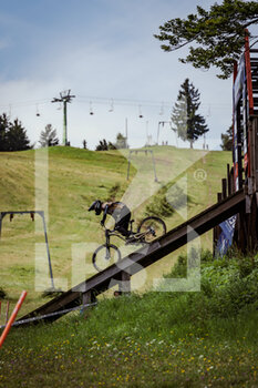 2021-08-08 - Illustration rider during the 2021 UEC MTB Downhill European Championships, Cycling event on August 8, 2021 in Maribor, Slovenia - Photo Olly Bowman / DPPI - 2021 UEC MTB DOWNHILL EUROPEAN CHAMPIONSHIPS - CYCLOCROSS - CYCLING