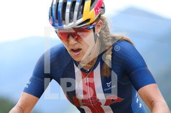 2021-08-28 - (5) - Kate Courtney (United States of America) - UCI MTB WORLD CHAMPIONSHIP - CROSS COUNTRY - ELITE WOMEN RACE - MTB - MOUNTAIN BIKE - CYCLING