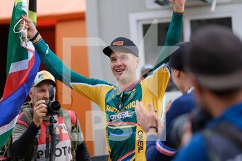 2021-08-29 - Exultation of Greg Minnaar (South Africa) - UCI MTB WORLD CHAMPIONSHIP - DOWNHILL - ELITE MEN RACE - MTB - MOUNTAIN BIKE - CYCLING