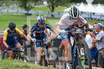 2021-08-26 - Evie RICHARDS of Great Britain, 2nd place elite women, during the Cross Country Short Track XCC at the 2021 MTB World Championships, Mountain Bike cycling event on August 26, 2021 in Val Di Sole, Italy - Photo Olly Bowman / DPPI - 2021 MTB WORLD CHAMPIONSHIPS - MTB - MOUNTAIN BIKE - CYCLING