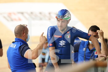 2021-10-19 - Elia Viviani team Italia during the Tissot UCI Track Cycling World Championships 2021, training day on October 19, 2021 at Stab Vélodrome in Roubaix, France - TISSOT UCI TRACK CYCLING WORLD CHAMPIONSHIPS 2021, TRAINING DAY - TRACK - CYCLING