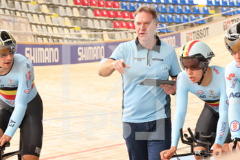 2021-10-19 - Coach team Belgium during the Tissot UCI Track Cycling World Championships 2021, training day on October 19, 2021 at Stab Vélodrome in Roubaix, France - TISSOT UCI TRACK CYCLING WORLD CHAMPIONSHIPS 2021, TRAINING DAY - TRACK - CYCLING
