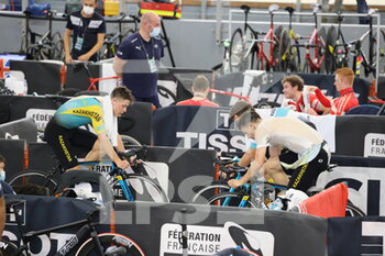 2021-10-20 - Ambiance paddock during the Tissot UCI Track Cycling World Championships 2021 on October 20, 2021 at Stab Vélodrome in Roubaix, France - TISSOT UCI TRACK CYCLING WORLD CHAMPIONSHIPS 2021 - TRACK - CYCLING