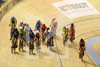 2021-10-20 - Race women final Scratch during the Tissot UCI Track Cycling World Championships 2021 on October 20, 2021 at Stab Vélodrome in Roubaix, France - TISSOT UCI TRACK CYCLING WORLD CHAMPIONSHIPS 2021 - TRACK - CYCLING
