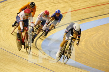 2021-10-23 - Attack France Clara COPPONI Madison women during the Tissot UCI Track Cycling World Championships 2021 on October 23, 2021 at Stab Vélodrome in Roubaix, France - TISSOT UCI TRACK CYCLING WORLD CHAMPIONSHIPS 2021 - TRACK - CYCLING