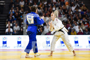 2021-10-16 - Women -63 kg, Lucy Renshall (white) of Great Britain Silver medal competes during the Paris Grand Slam 2021, Judo event on October 16, 2021 at AccorHotels Arena in Paris, France - PARIS GRAND SLAM 2021, JUDO EVENT - JUDO - CONTACT