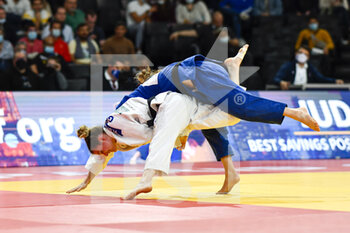2021-10-16 - Women -52 kg, Mascha BALLHAUS (white) of Germany competes and tries uchi mata during the Paris Grand Slam 2021, Judo event on October 16, 2021 at AccorHotels Arena in Paris, France - PARIS GRAND SLAM 2021, JUDO EVENT - JUDO - CONTACT