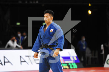 2021-10-18 - Takeshi Sasaki (JPN) competes on men's -81kg during the Paris Grand Slam 2021, Judo event on October 17, 2021 at AccorHotels Arena in Paris, France - PARIS GRAND SLAM 2021 - JUDO - CONTACT