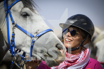 2021-10-28 - Camille Cerf (miss France 2015) during the Gallops of Jordan 2021 at Wadi Rum desert to Petra on October 28th, 2021, in Wadi Rum desert, Jordan - GALLOPS OF JORDAN 2021 - INTERNATIONALS - EQUESTRIAN