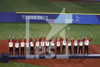 2021-07-27 - Canada Team 3rd Bronze Medal during the Olympic Games Tokyo 2020, Baseball/Softball Medal Ceremony on July 27, 2021 at Fukushima Azuma Baseball Stadium in Fukushima, Japan - Photo Photo Kishimoto / DPPI - OLYMPIC GAMES TOKYO 2020, JULY 27, 2021 - OLYMPIC GAMES TOKYO 2020 - OLYMPIC GAMES