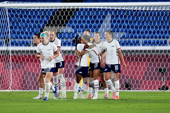 2021-07-30 - Lynn Williams of the United States celebrates after scoring her sides second goal with her team mates during the Olympic Games Tokyo 2020, Football Women's Quarter Final match between Netherlands and United States on July 30, 2021 at International Stadium Yokohama in Yokohama, Japan - Photo Pablo Morano / Orange Pictures / DPPI - OLYMPIC GAMES TOKYO 2020, JULY 30, 2021 - OLYMPIC GAMES TOKYO 2020 - OLYMPIC GAMES