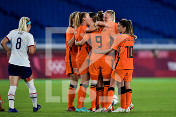2021-07-30 - Vivianne Miedema of the Netherlands celebrates after scoring her sides second goal during the Olympic Games Tokyo 2020, Football Women's Quarter Final match between Netherlands and United States on July 30, 2021 at International Stadium Yokohama in Yokohama, Japan - Photo Pablo Morano / Orange Pictures / DPPI - OLYMPIC GAMES TOKYO 2020, JULY 30, 2021 - OLYMPIC GAMES TOKYO 2020 - OLYMPIC GAMES