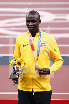 2021-07-31 - Jacob KIPLIMO (UGA) 3rd Bronze Medal during the Olympic Games Tokyo 2020, Athletics Men's 10000m Medal Ceremony on July 31, 2021 at Olympic Stadium in Tokyo, Japan - Photo Photo Kishimoto / DPPI - OLYMPIC GAMES TOKYO 2020, JULY 31, 2021 - OLYMPIC GAMES TOKYO 2020 - OLYMPIC GAMES