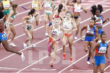 2021-07-31 - Natalia KACZMAREK (POL) Justyna SWIETY-ERSETIC (POL) Kaylin WHITNEY (USA) during the Olympic Games Tokyo 2020, Athletics 4×400m Relay Mixed Final on July 31, 2021 at Olympic Stadium in Tokyo, Japan - Photo Photo Kishimoto / DPPI - OLYMPIC GAMES TOKYO 2020, JULY 31, 2021 - OLYMPIC GAMES TOKYO 2020 - OLYMPIC GAMES