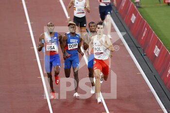 2021-07-31 - Poland Gold Medal, Dominican Republic Silver Medal, United States Bronze Medal during the Olympic Games Tokyo 2020, Athletics 4×400m Relay Mixed Final on July 31, 2021 at Olympic Stadium in Tokyo, Japan - Photo Photo Kishimoto / DPPI - OLYMPIC GAMES TOKYO 2020, JULY 31, 2021 - OLYMPIC GAMES TOKYO 2020 - OLYMPIC GAMES