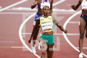 2021-07-31 - THOMPSON-HERAH Elaine (JAM) Gold Medal during the Olympic Games Tokyo 2020, Athletics Women's 100m Final on July 31, 2021 at Olympic Stadium in Tokyo, Japan - Photo Photo Kishimoto / DPPI - OLYMPIC GAMES TOKYO 2020, JULY 31, 2021 - OLYMPIC GAMES TOKYO 2020 - OLYMPIC GAMES