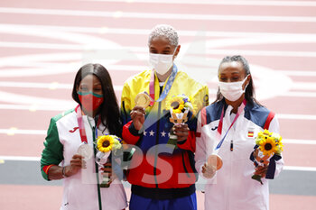 2021-08-02 - Patricia MAMONA (POR) 2nd Silver Medal, Yulimar ROJAS (VEN) Winner Gold Medal, Ana PELETEIRO (ESP) 3rd Bronze Medal during the Olympic Games Tokyo 2020, Athletics Women's Triple Jump Final on August 2, 2021 at Olympic Stadium in Tokyo, Japan - Photo Photo Kishimoto / DPPI - OLYMPIC GAMES TOKYO 2020, AUGUST 02, 2021 - OLYMPIC GAMES TOKYO 2020 - OLYMPIC GAMES