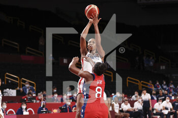2021-08-02 - Sandrine GRUDA (7) of France during the Olympic Games Tokyo 2020, Basketball Women's Preliminary Round Group B between France and USA on August 2, 2021 at Saitama Super Arena in Tokyo, Japan - Photo Ann-Dee Lamour / CDP MEDIA / DPPI - OLYMPIC GAMES TOKYO 2020, AUGUST 02, 2021 - OLYMPIC GAMES TOKYO 2020 - OLYMPIC GAMES