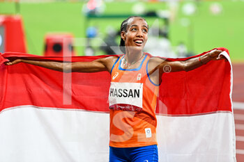 2021-08-02 - Siffan Hassan of the Netherlands Gold Medal during the Olympic Games Tokyo 2020, Athletics Women's 5000 m Final on August 2, 2021 at Olympic Stadium in Tokyo, Japan - Photo Andy Astfalck / Orange Pictures / DPPI - OLYMPIC GAMES TOKYO 2020, AUGUST 02, 2021 - OLYMPIC GAMES TOKYO 2020 - OLYMPIC GAMES