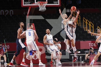 2021-08-04 - Evan FOURNIER (10) of France during the Olympic Games Tokyo 2020, Nom de l'épreuve on August 3, 2021 at Aomi Urban Sports Park in Tokyo, Japan - Photo Ann-Dee Lamour / CDP MEDIA / DPPI - OLYMPIC GAMES TOKYO 2020, AUGUST 03, 2021 - OLYMPIC GAMES TOKYO 2020 - OLYMPIC GAMES