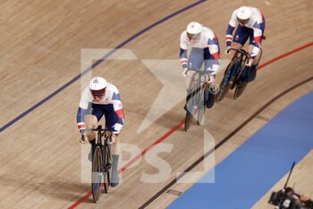 2021-08-03 - 128 CARLIN Jack / 131 KENNY Jason / 132 OWENS Ryan (GBR) during the Olympic Games Tokyo 2020, Cycling Track Men's Team Sprint Finals For Gold on August 3, 2021 at Izu Velodrome in Izu, Japan - Photo Photo Kishimoto / DPPI - OLYMPIC GAMES TOKYO 2020, AUGUST 03, 2021 - OLYMPIC GAMES TOKYO 2020 - OLYMPIC GAMES