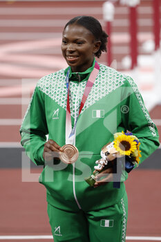 2021-08-03 - Ese BRUME (NGR) 3rd Bronze Medal during the Olympic Games Tokyo 2020, Athletics Women's Long Jump Medal Ceremony on August 3, 2021 at Olympic Stadium in Tokyo, Japan - Photo Yuya Nagase / Photo Kishimoto / DPPI - OLYMPIC GAMES TOKYO 2020, AUGUST 03, 2021 - OLYMPIC GAMES TOKYO 2020 - OLYMPIC GAMES
