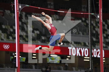 2021-08-03 - NILSEN Christopher (USA) Silver Medal during the Olympic Games Tokyo 2020, Athletics Men's Pole Vault Final on August 3, 2021 at Olympic Stadium in Tokyo, Japan - Photo Yuya Nagase / Photo Kishimoto / DPPI - OLYMPIC GAMES TOKYO 2020, AUGUST 03, 2021 - OLYMPIC GAMES TOKYO 2020 - OLYMPIC GAMES