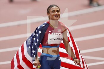 2021-08-04 - Sydney McLAUGHLIN (USA) Winner Gold Medal during the Olympic Games Tokyo 2020, Athletics Women's 400m Hurdles Final on August 4, 2021 at Olympic Stadium in Tokyo, Japan - Photo Photo Kishimoto / DPPI - OLYMPIC GAMES TOKYO 2020, AUGUST 04, 2021 - OLYMPIC GAMES TOKYO 2020 - OLYMPIC GAMES