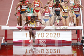 04/08/2021 - CHEMUTAI Peruth (UGA) Gold Medal, FRERICHS Courtney (USA) Silver Medal, KIYENG Hyvin (KEN) Bronze Medal during the Olympic Games Tokyo 2020, Athletics Women's 3000m Steeplechase Final on August 4, 2021 at Olympic Stadium in Tokyo, Japan - Photo Yuya Nagase / Photo Kishimoto / DPPI - OLYMPIC GAMES TOKYO 2020, AUGUST 04, 2021 - OLIMPIADI TOKYO 2020 - GIOCHI OLIMPICI