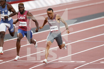 2021-08-04 - Andre DE GRASSE (CAN) Gold Medal, BEDNAREK Kenneth (USA) Silver Medal during the Olympic Games Tokyo 2020, Athletics Men's 200m Final on August 4, 2021 at Olympic Stadium in Tokyo, Japan - Photo Yuya Nagase / Photo Kishimoto / DPPI - OLYMPIC GAMES TOKYO 2020, AUGUST 04, 2021 - OLYMPIC GAMES TOKYO 2020 - OLYMPIC GAMES