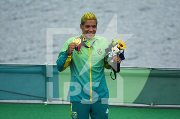 04/08/2021 - Ana Marcela Cunha (BRA) Olympic champion of women's 10km during the Olympic Games Tokyo 2020, Marathon swimming, on August 4, 2021 at Odaiba Marine Park in Tokyo, Japan - Photo Yoann Cambefort / Marti Media / DPPI - OLYMPIC GAMES TOKYO 2020, AUGUST 04, 2021 - OLIMPIADI TOKYO 2020 - GIOCHI OLIMPICI