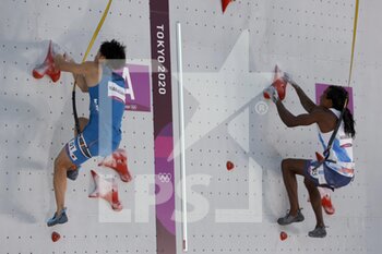 2021-08-05 - Tomoa NARASAKI (JPN) Mickael MAWEM (FRA) during the Olympic Games Tokyo 2020, Sport Climbing Men's Combined Final Speed on August 5, 2021 at Aomi Urban Sports Park in Tokyo, Japan - Photo Photo Kishimoto / DPPI - OLYMPIC GAMES TOKYO 2020, AUGUST 05, 2021 - OLYMPIC GAMES TOKYO 2020 - OLYMPIC GAMES