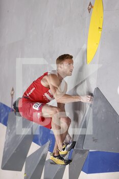 05/08/2021 - Jakob SCHUBERT (AUT) during the Olympic Games Tokyo 2020, Sport Climbing Men's Combined Final Bouldering on August 5, 2021 at Aomi Urban Sports Park in Tokyo, Japan - Photo Photo Kishimoto / DPPI - OLYMPIC GAMES TOKYO 2020, AUGUST 05, 2021 - OLIMPIADI TOKYO 2020 - GIOCHI OLIMPICI