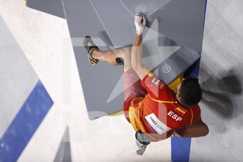 2021-08-05 - Alberto GINES LOPEZ (ESP) during the Olympic Games Tokyo 2020, Sport Climbing Men's Combined Final Bouldering on August 5, 2021 at Aomi Urban Sports Park in Tokyo, Japan - Photo Photo Kishimoto / DPPI - OLYMPIC GAMES TOKYO 2020, AUGUST 05, 2021 - OLYMPIC GAMES TOKYO 2020 - OLYMPIC GAMES