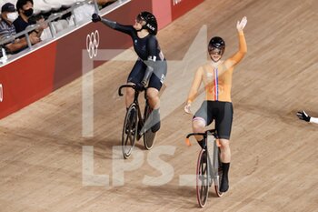 2021-08-06 - BRASPENNINCX Shanne (NED) Gold Medal, ANDREWS Ellesse (NZL) Silver Medal during the Olympic Games Tokyo 2020, Cycling Track Women's Keirin Final 1-6 on August 5, 2021 at Izu Velodrome in Izu, Japan - Photo Photo Kishimoto / DPPI - OLYMPIC GAMES TOKYO 2020, AUGUST 06, 2021 - OLYMPIC GAMES TOKYO 2020 - OLYMPIC GAMES