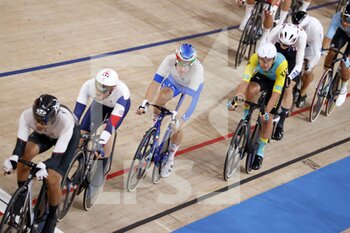 2021-08-06 - VIVIANI Elia (ITA) Bronze Medal during the Olympic Games Tokyo 2020, Cycling Track Men's Omnium Points Race on August 5, 2021 at Izu Velodrome in Izu, Japan - Photo Photo Kishimoto / DPPI - OLYMPIC GAMES TOKYO 2020, AUGUST 06, 2021 - OLYMPIC GAMES TOKYO 2020 - OLYMPIC GAMES