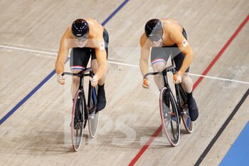 2021-08-06 - LAVREYSEN Harrie (R) (NED) Gold Medal, HOOGLAND Jeffrey (L) (NED) Silver Medal during the Olympic Games Tokyo 2020, Cycling Track Men's Sprint Final Race 1 on August 6, 2021 at Izu Velodrome in Izu, Japan - Photo Photo Kishimoto / DPPI - OLYMPIC GAMES TOKYO 2020, AUGUST 06, 2021 - OLYMPIC GAMES TOKYO 2020 - OLYMPIC GAMES