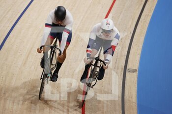 2021-08-06 - CARLIN Jack (GBR) Bronze Medal, DMITRIEV Denis (ROC) during the Olympic Games Tokyo 2020, Cycling Track Men's Sprint Final For Bronze Race 2 on August 6, 2021 at Izu Velodrome in Izu, Japan - Photo Photo Kishimoto / DPPI - OLYMPIC GAMES TOKYO 2020, AUGUST 06, 2021 - OLYMPIC GAMES TOKYO 2020 - OLYMPIC GAMES