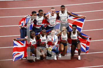2021-08-06 - Team Great Britain, Mens 4x100m Relay 2nd Silver Medal, Womens 4x100m Relay Bronze Medal, Women's 1500m Laura Muir Silver medal during the Olympic Games Tokyo 2020, Athletics Mens 4x100m Relay Final on August 6, 2021 at Olympic Stadium in Tokyo, Japan - Photo Photo Kishimoto / DPPI - OLYMPIC GAMES TOKYO 2020, AUGUST 06, 2021 - OLYMPIC GAMES TOKYO 2020 - OLYMPIC GAMES