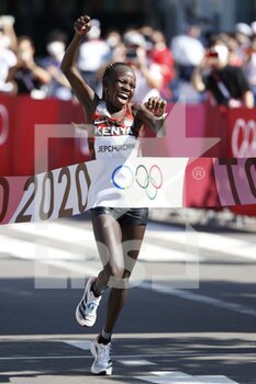 2021-08-07 - JEPCHIRCHIR Peres (KEN) Gold Medal during the Olympic Games Tokyo 2020, Athletics Women's Marathon Final on August 7, 2021 at Sapporo Odori Park in Sapporo, Japan - Photo Photo Kishimoto / DPPI - OLYMPIC GAMES TOKYO 2020, AUGUST 07, 2021 - OLYMPIC GAMES TOKYO 2020 - OLYMPIC GAMES