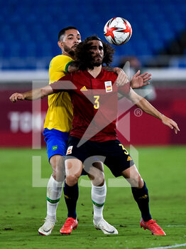 2021-08-07 - Douglas Luiz of Brazil and Marc Cucurella of Spain during the Olympic Games Tokyo 2020, Football Men's Gold Medal Match between Brazil and Spain on August 7, 2021 at International Stadium Yokohama in Yokohama, Japan - Photo Pablo Morano / Orange Pictures / DPPI - OLYMPIC GAMES TOKYO 2020, AUGUST 07, 2021 - OLYMPIC GAMES TOKYO 2020 - OLYMPIC GAMES