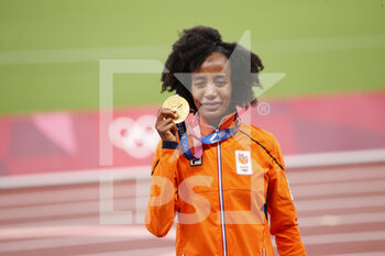 2021-08-07 - HASSAN Sifan (NED) Winner Gold Medal during the Olympic Games Tokyo 2020, Athletics Women's 10000m Final on August 7, 2021 at Olympic Stadium in Tokyo, Japan - Photo Yuya Nagase / Photo Kishimoto / DPPI - OLYMPIC GAMES TOKYO 2020, AUGUST 07, 2021 - OLYMPIC GAMES TOKYO 2020 - OLYMPIC GAMES
