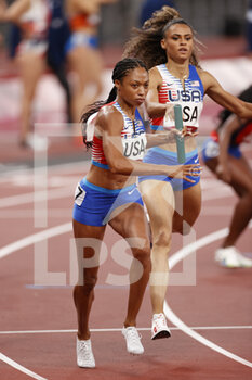 2021-08-07 - USA Winner Gold Medal during the Olympic Games Tokyo 2020, Athletics Womens 4x400m Relay Final on August 7, 2021 at Olympic Stadium in Tokyo, Japan - Photo Yuya Nagase / Photo Kishimoto / DPPI - OLYMPIC GAMES TOKYO 2020, AUGUST 07, 2021 - OLYMPIC GAMES TOKYO 2020 - OLYMPIC GAMES