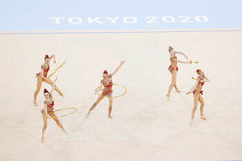 2021-08-08 - Russia Olympic Committee Team during the Olympic Games Tokyo 2020, Rhythmic Gymnastics Team All-Around Final HOOP Clubs on August 8, 2021 at Ariake Gymnastics Centre in Tokyo, Japan - Photo Kanami Yoshimura / Photo Kishimoto / DPPI - OLYMPIC GAMES TOKYO 2020, AUGUST 08, 2021 - OLYMPIC GAMES TOKYO 2020 - OLYMPIC GAMES