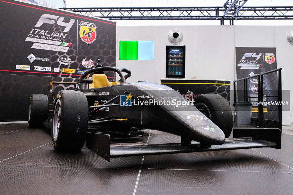 World presentation and launch of the new 2022 Tatuus FIA F4 car - OTHER - MOTORS