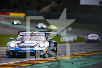2021-07-30 - 18 Liberati Edoardo (ita), Burdon Josh (aus), Imperatori Alex (swi), KCMG, Porsche 911 GT3-R (911.II), action during the TotalEnergies 24 hours of Spa, 6th round of the 2021 Fanatec GT World Challenge Europe Powered by AWS, from July 28 to August 1, 2021 on the Circuit de Spa-Francorchamps, in Stavelot, Belgium - Photo Julien Delfosse / DPPI - TOTALENERGIES 24 HOURS OF SPA 2021 - ENDURANCE - MOTORS