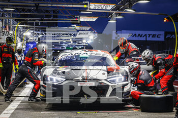 2021-07-31 - 32 Vanthoor Dries (bel), Kelvin Van der Linde (zaf), Weerts Charles (bel), Audi Sport Team WRT, Audi R8 LMS GT3, PIT STOP during the TotalEnergies 24 hours of Spa, 6th round of the 2021 Fanatec GT World Challenge Europe Powered by AWS, from July 28 to August 1, 2021 on the Circuit de Spa-Francorchamps, in Stavelot, Belgium - Photo François Flamand / DPPI - TOTALENERGIES 24 HOURS OF SPA - ENDURANCE - MOTORS
