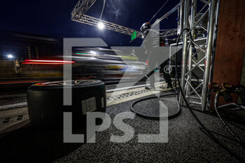 2021-07-31 - PIT STOP during the TotalEnergies 24 hours of Spa, 6th round of the 2021 Fanatec GT World Challenge Europe Powered by AWS, from July 28 to August 1, 2021 on the Circuit de Spa-Francorchamps, in Stavelot, Belgium - Photo François Flamand / DPPI - TOTALENERGIES 24 HOURS OF SPA - ENDURANCE - MOTORS
