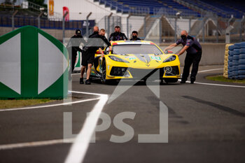 2021-08-17 - 63 Garcia Antonio (esp), Taylor Jordan (usa), Catsburg Nicky (nld), Corvette Racing, Chevrolet Corvette C8.R, action during the free practice and qualifying sessions of 24 Hours of Le Mans 2021, 4th round of the 2021 FIA World Endurance Championship, FIA WEC, on the Circuit de la Sarthe, from August 18 to 22, 2021 in Le Mans, France - Photo Joao Filipe / DPPI - 24 HOURS OF LE MANS 2021, 4TH ROUND OF THE 2021 FIA WORLD ENDURANCE CHAMPIONSHIP, WEC - ENDURANCE - MOTORS