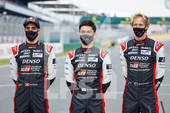 2021-08-17 - 08 Buemi Sébastien (swi), Nakajima Kazuki (jpn), Hartley Brendon (nzl), Toyota Gazoo Racing, Toyota GR010 - Hybrid, portrait during the free practice and qualifying sessions of 24 Hours of Le Mans 2021, 4th round of the 2021 FIA World Endurance Championship, FIA WEC, on the Circuit de la Sarthe, from August 18 to 22, 2021 in Le Mans, France - Photo François Flamand / DPPI - 24 HOURS OF LE MANS 2021, 4TH ROUND OF THE 2021 FIA WORLD ENDURANCE CHAMPIONSHIP, WEC - ENDURANCE - MOTORS